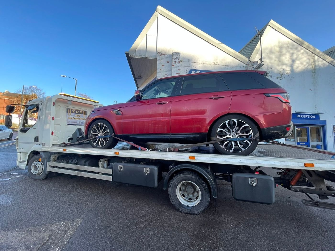 Z&Z Auto Recovery loading a vehicle from the M42
